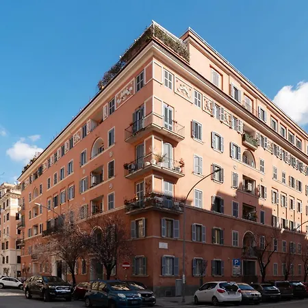 Guesthost - San Giovanni Laterano *